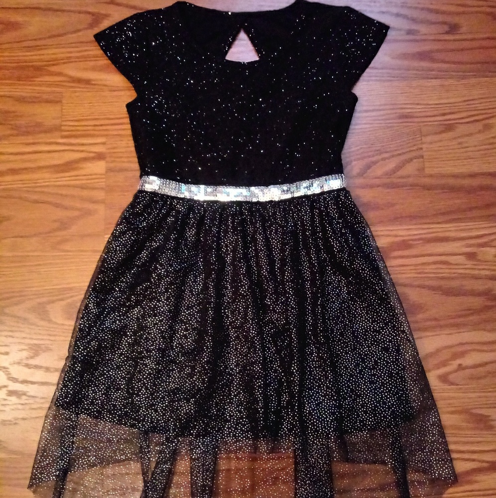 Girls dress